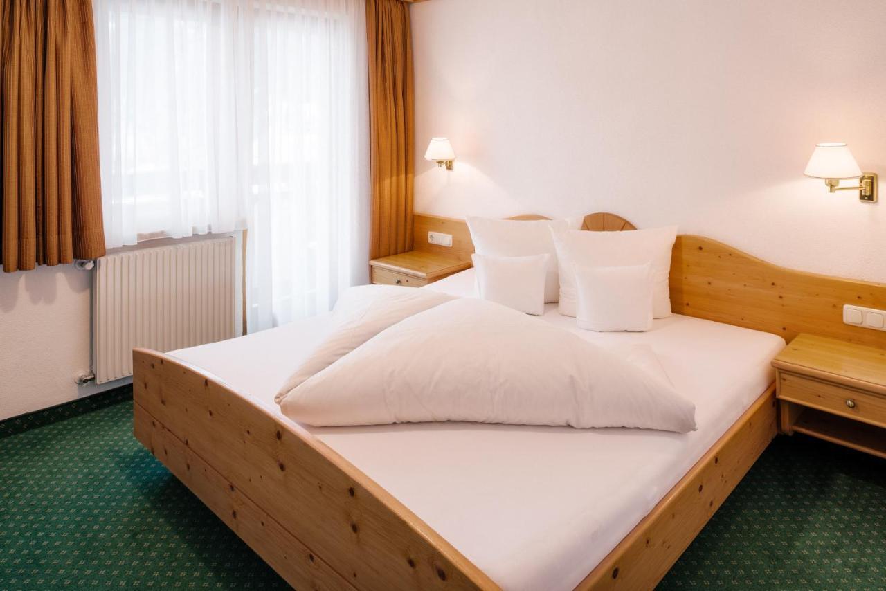 Hotel Regina Серфаус Экстерьер фото